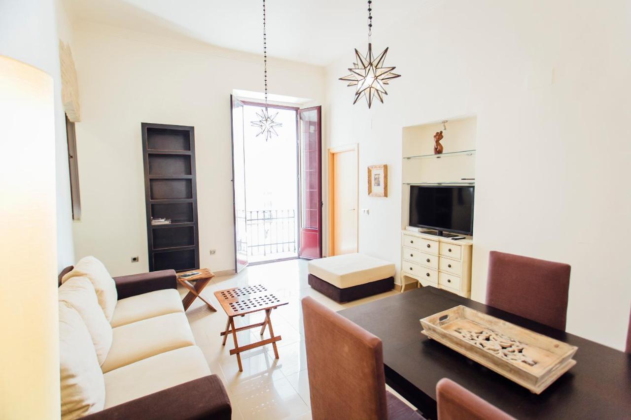 Apartamento Malhara Sevilla Bagian luar foto