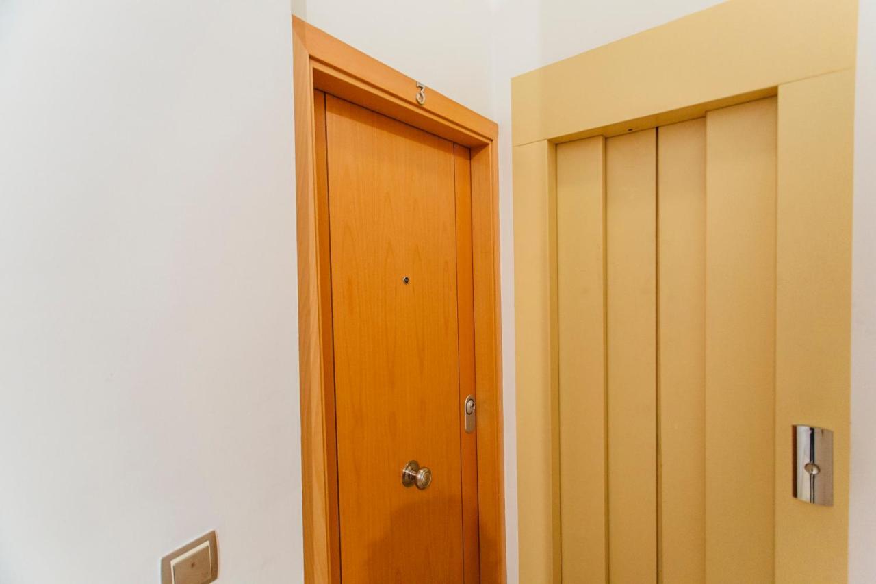 Apartamento Malhara Sevilla Bagian luar foto